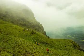 baba budangiri, chikmagalur tourism trekking  package
