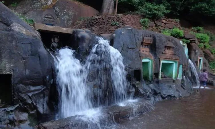 Kallathigiri falls Chikmagalur tourist attraction best time to visit